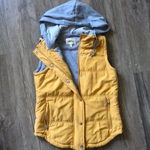 Hooded vest